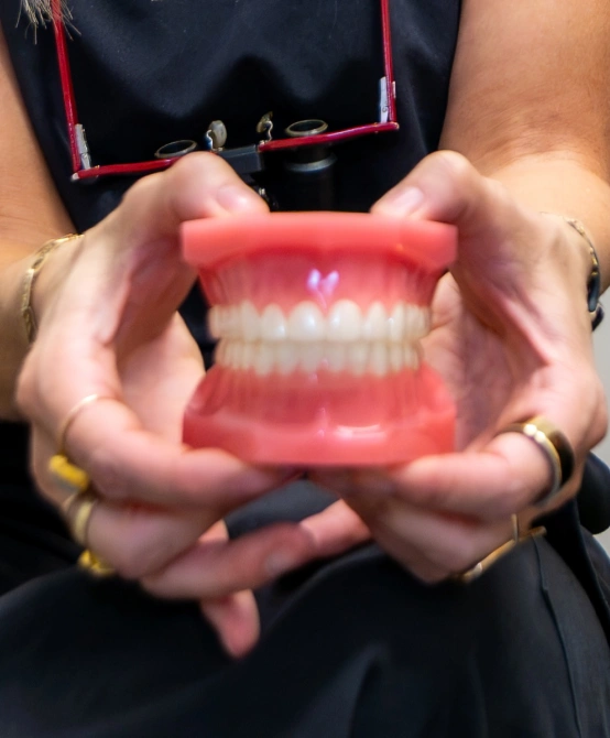 Personalized Smile Correction with Suresmile®